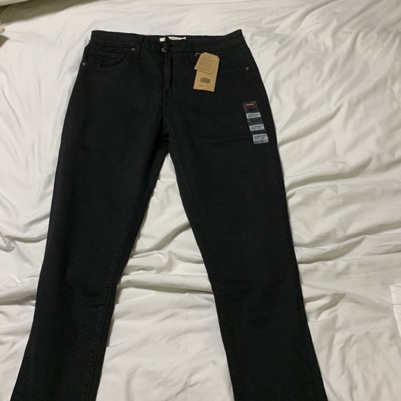BNWT women’s black 721 Levi’s high-rise skinny jeans. Size 30/10 - Picture 2 of 7
